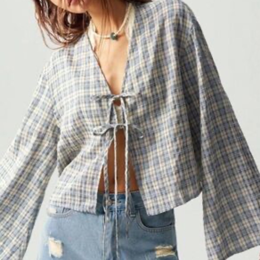 SHEIN Plaid Blue and Cream Blouse